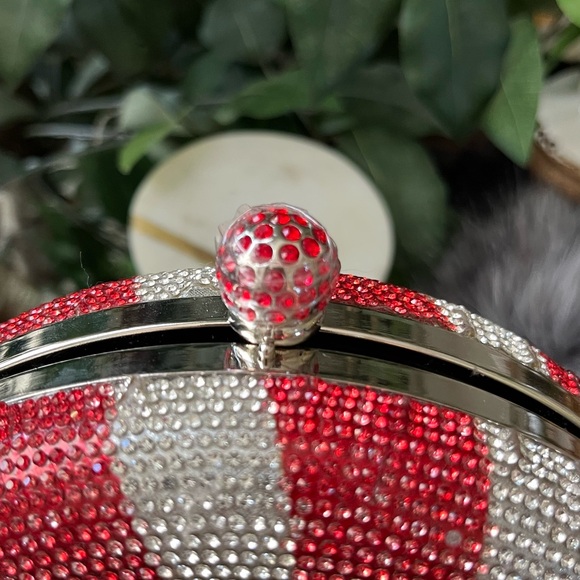 NWT Alessia Red and Silver Peppermint Candy Rhinestone Clutch - Picture 3 of 5
